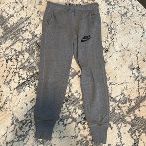 Nike Rally Pant Jogger